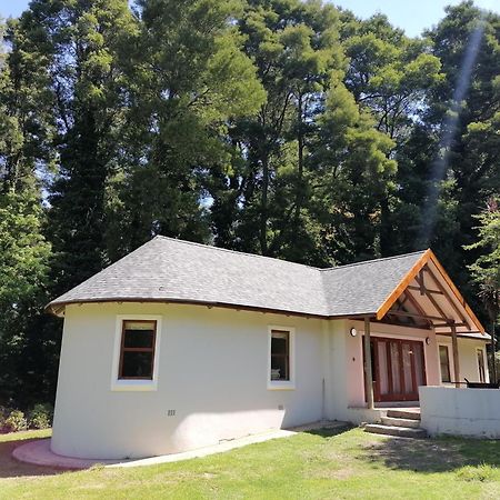 Hogsback Arminel Hotel エクステリア 写真